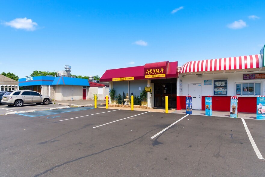 More Photos Of 3175 State Route 27, Franklin Park Storefront Retail Office For Sale