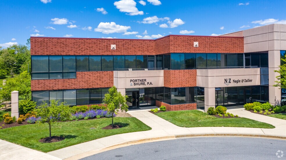 More Photos Of 7226 Lee Deforest Dr, Columbia Medical For Sale