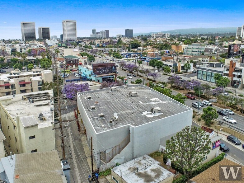 More Photos Of 10830 Santa Monica Blvd, Los Angeles Storefront Retail Office For Sale
