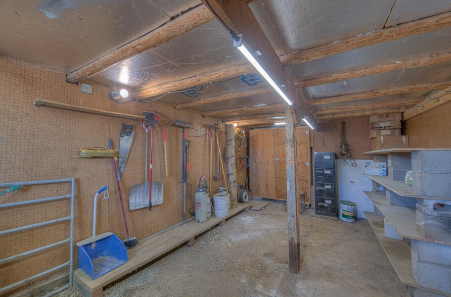 More Photos Of 22540 Us Highway 160, Walsenburg Veterinarian Kennel For Sale