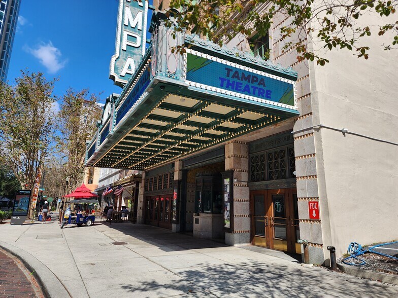 More Photos Of 707 N Franklin St, Tampa Office For Sale