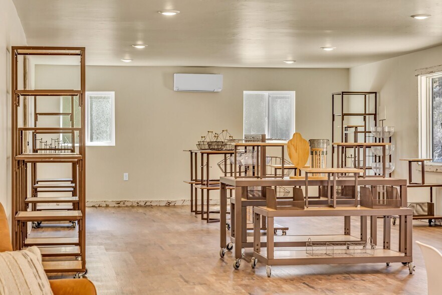 More Photos Of 27077 US Highway 50, Cotopaxi General Retail For Sale