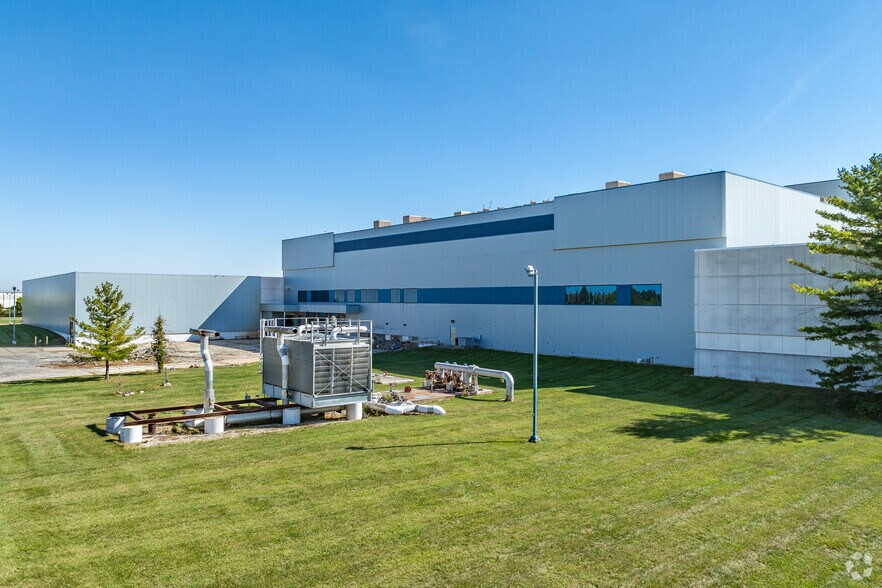 More Photos Of 5300 Crosswind Dr, Columbus Manufacturing For Lease