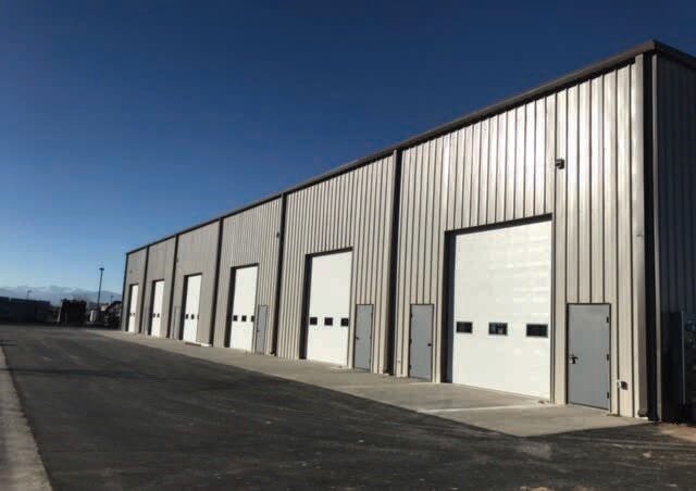 More Photos Of 7287 Greenridge Rd, Windsor Showroom For Sale