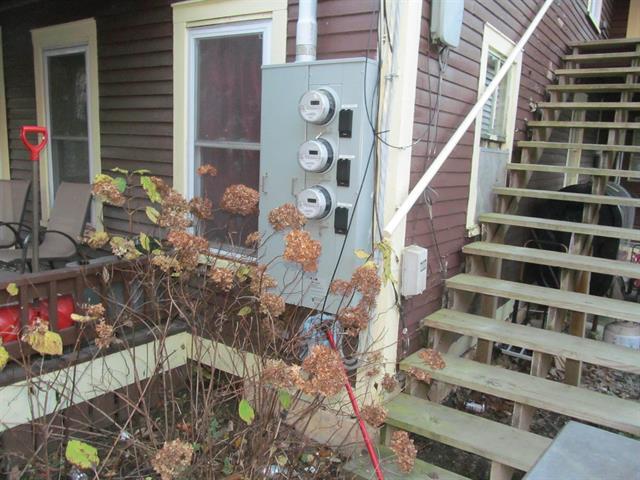 More Photos Of 66 Valley St, Springfield Apartments For Sale