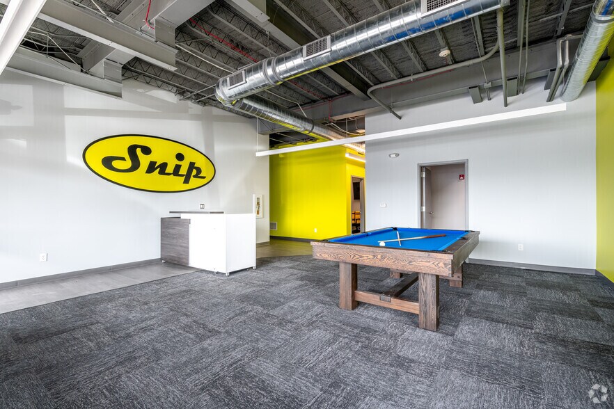 More Photos Of 3404 Lorain Ave, Cleveland Office Residential For Sale