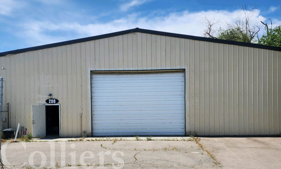 Primary Photo Of 208 S 4th Ave, Caldwell Industrial For Sale