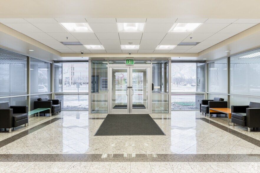 More Photos Of 280 W 10200 S, Sandy Office For Lease