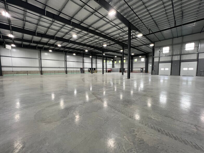 More Photos Of 17 Enterprise Dr, Monroe Manufacturing For Lease