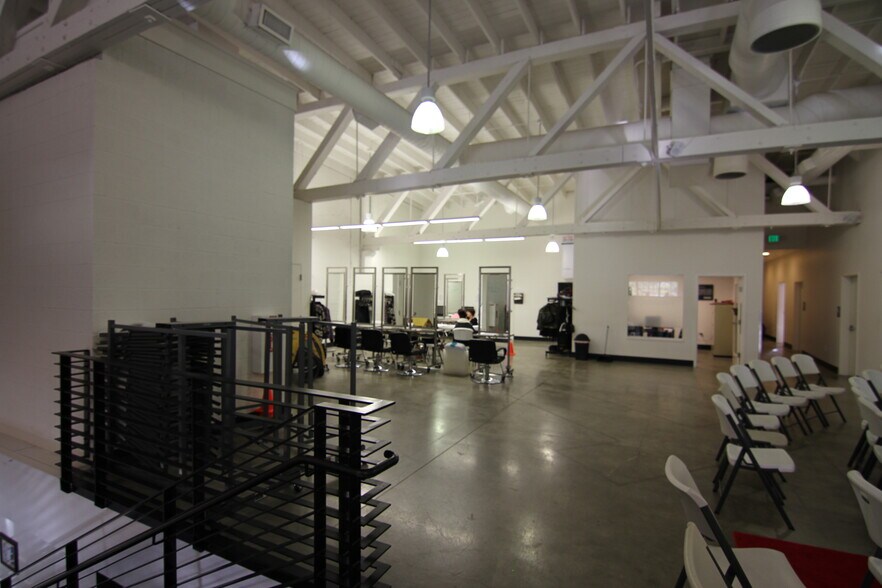 More Photos Of 1411 Railroad Ave, Bellingham Storefront For Lease