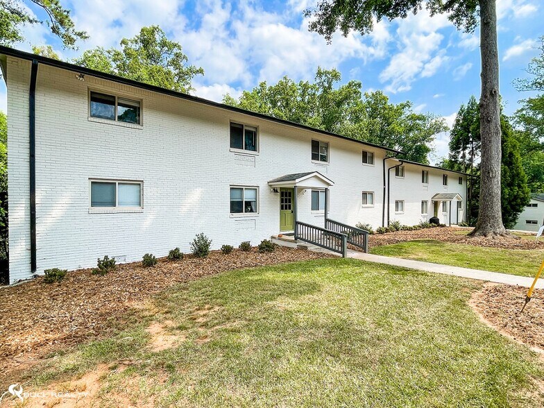 More Photos Of 711 Oakview Rd, Decatur Apartments For Sale