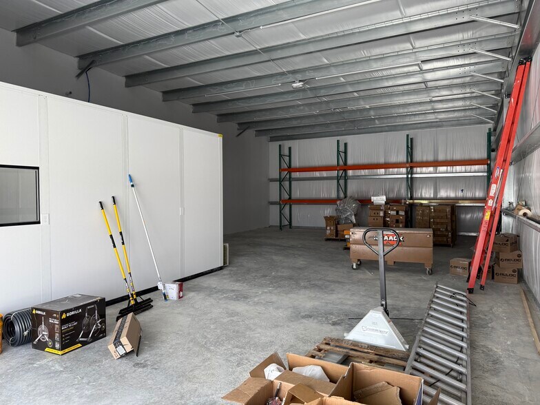 More Photos Of 3300 Dacy Ln, Kyle Unknown For Lease