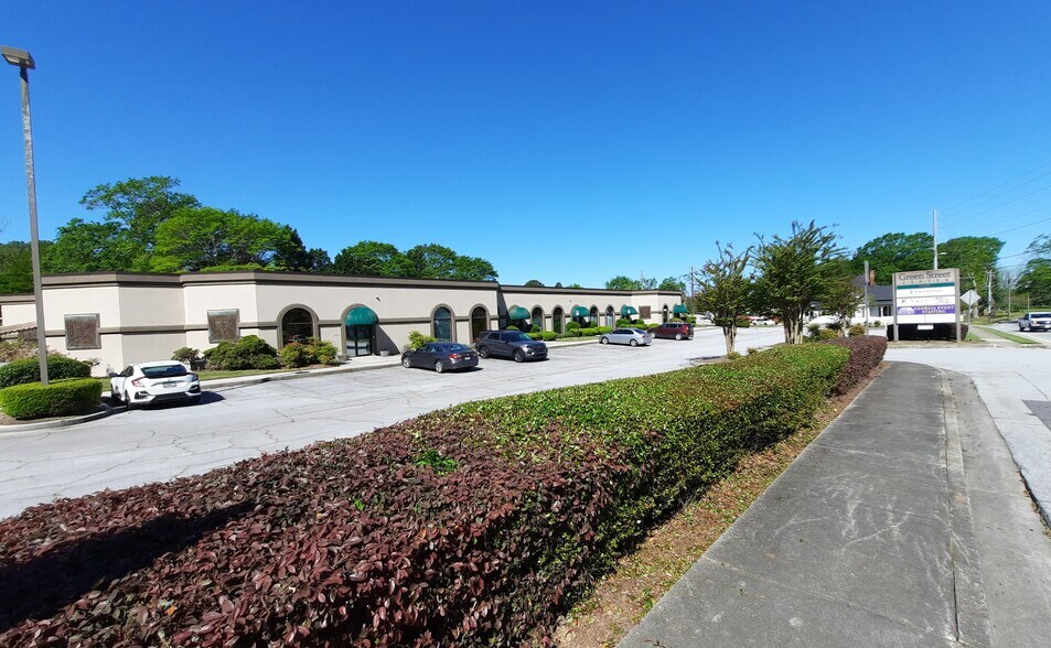 More Photos Of 1035 Green St SE, Conyers Office For Sale