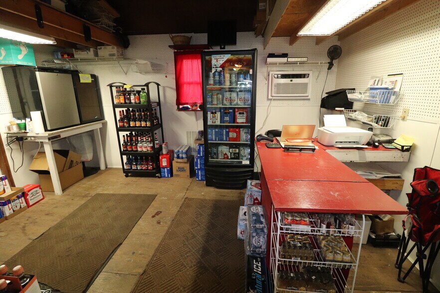 More Photos Of 2788 Main St, Patriot Freestanding For Sale
