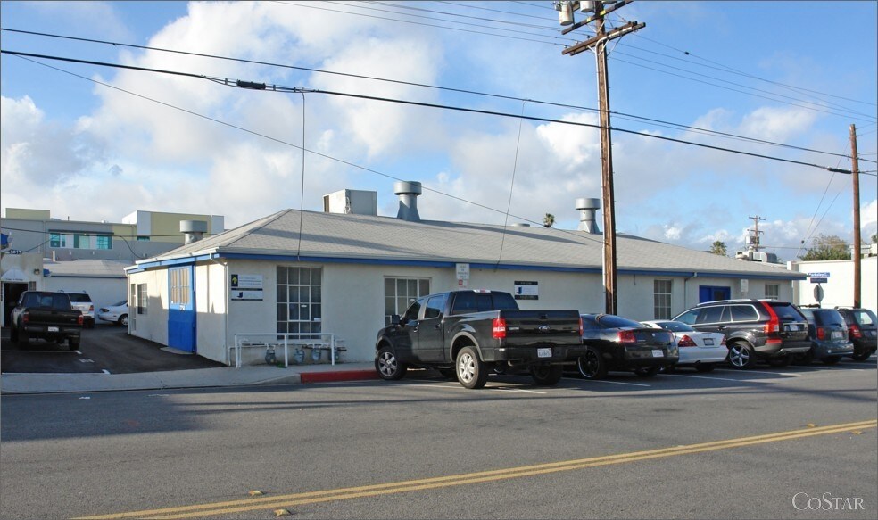 More Photos Of 1748-1758 Berkeley St, Santa Monica Unknown For Lease