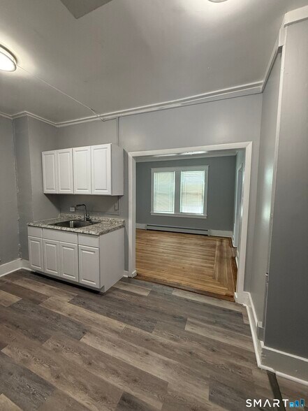More Photos Of 80-82 Maple Ave, New London Apartments For Sale