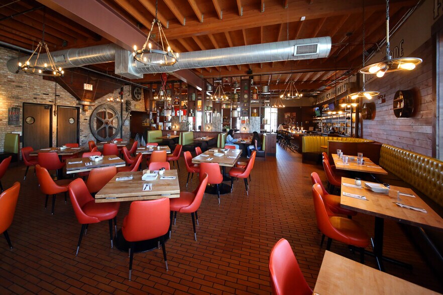 More Photos Of 6456 S Cicero Ave, Chicago Restaurant For Sale
