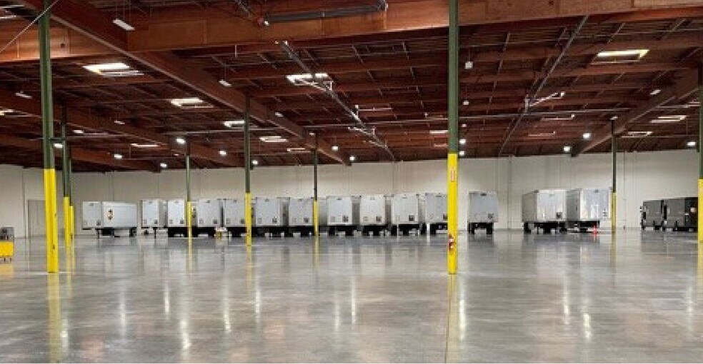 More Photos Of 22290 Hathaway Ave, Hayward Unknown For Lease