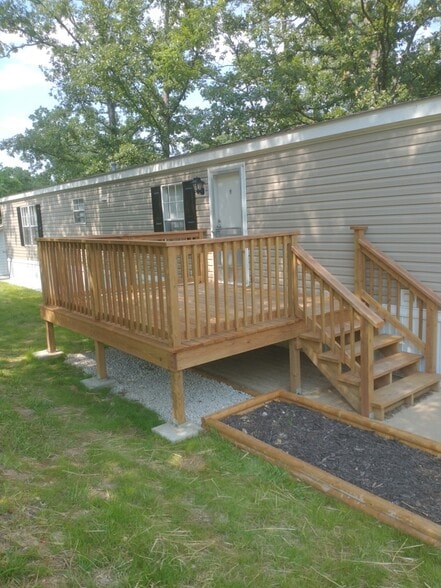 More Photos Of 3041 Meyer Rd, Festus Manufactured Housing Mobile Home Park For Sale