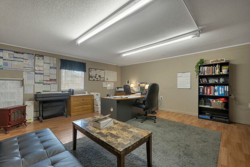 More Photos Of 55 Maynesboro St, Berlin Industrial For Sale