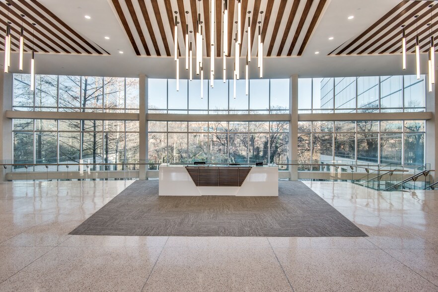 More Photos Of 2400 N Glenville Dr, Richardson Office For Lease