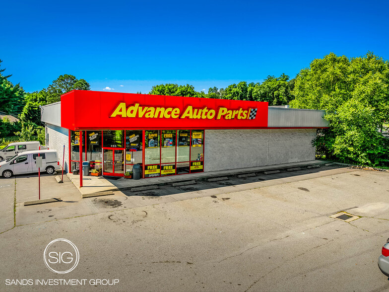 Primary Photo Of 465 Providence Rd, Brooklyn Auto Dealership For Sale