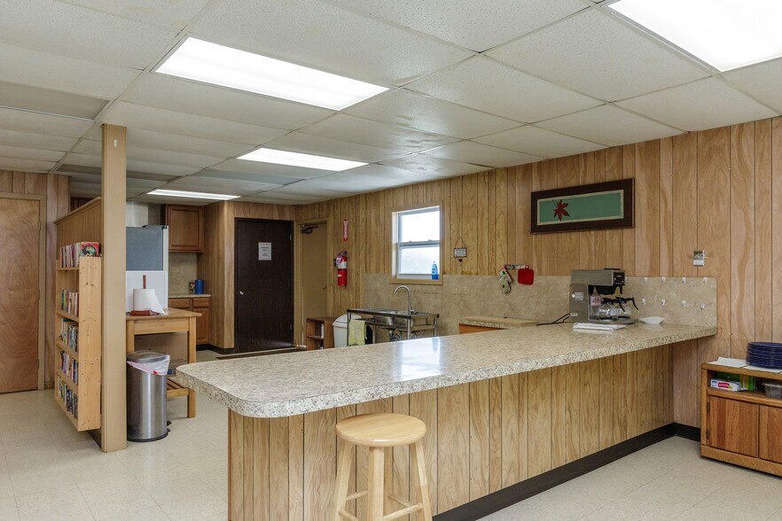 More Photos Of 10736 N Interstate Highway 37, Mathis Specialty For Sale