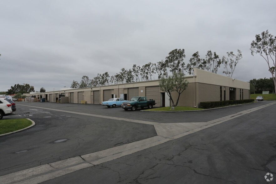 More Photos Of 23011 Moulton Pky, Laguna Hills Light Manufacturing For Lease
