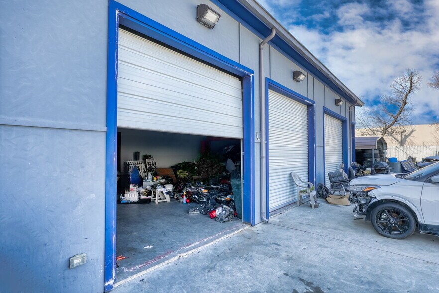 More Photos Of 2661 Walnut Hill Ln, Dallas Auto Dealership For Sale