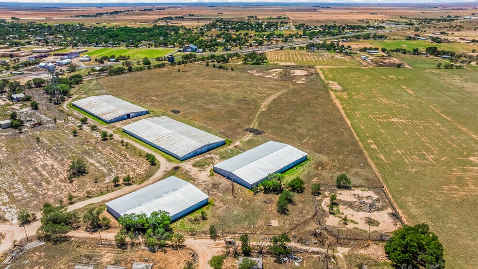 More Photos Of 901 Underwood Street, Littlefield Warehouse For Sale