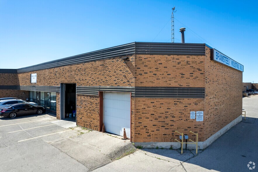 More Photos Of 56 Bramsteele Rd, Brampton Warehouse For Lease