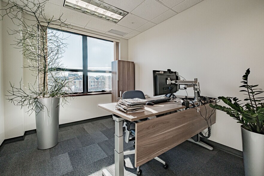 More Photos Of 6 Ashley Dr, Scarborough Office For Lease