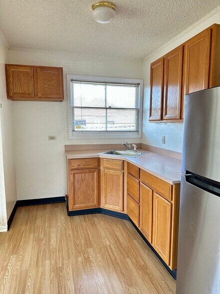 More Photos Of 2062 Washington Ave, San Leandro Apartments For Sale