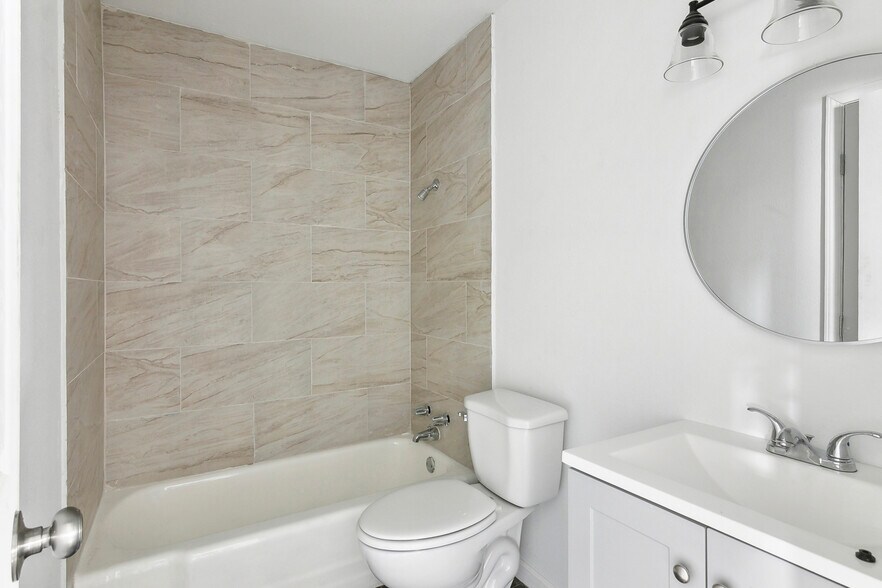 More Photos Of 2575 Primrose St, Beaumont Apartments For Sale