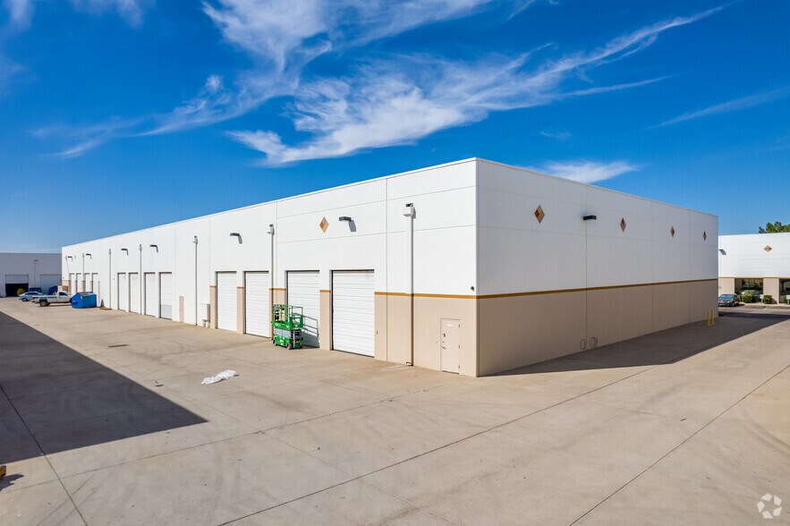 More Photos Of 3602 E Southern Ave, Phoenix Warehouse For Lease