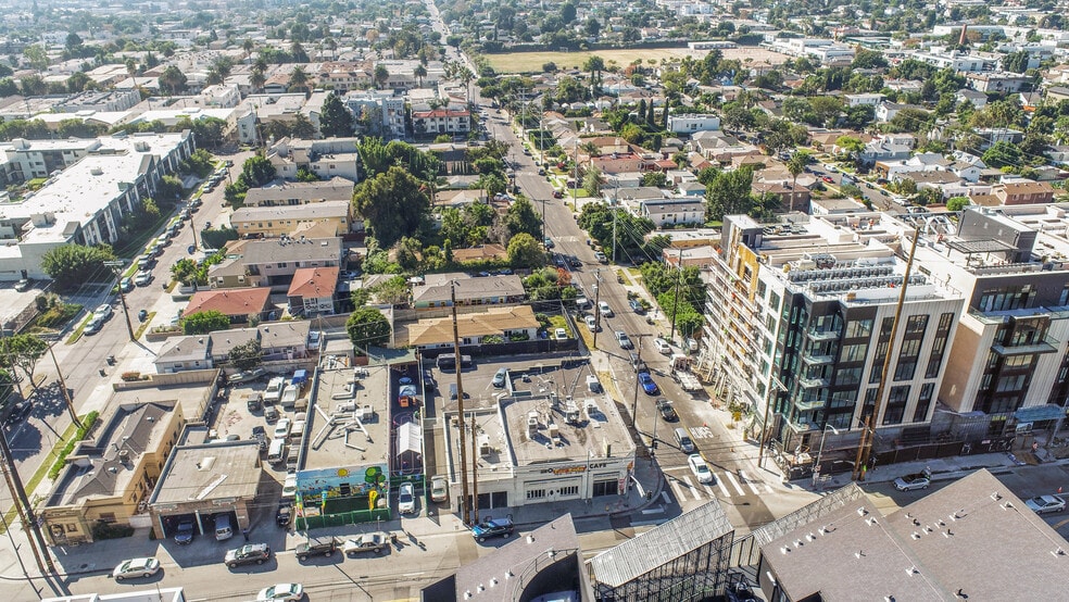 More Photos Of 3601 Overland Ave, Los Angeles Restaurant For Lease