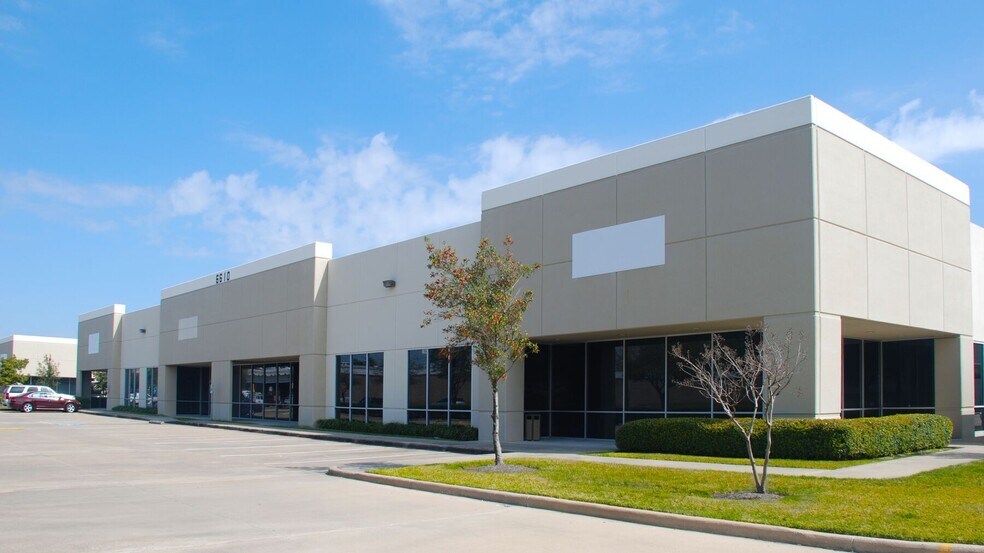 Primary Photo Of 6550 W Sam Houston Pky N, Houston Unknown For Lease