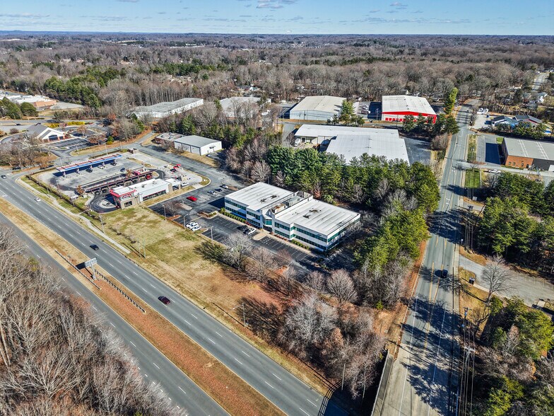 More Photos Of 4964 University Pky, Winston-Salem Office For Lease