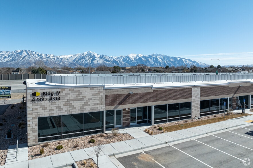 More Photos Of Interstate 215 at 2700 West, Salt Lake City Unknown For Lease