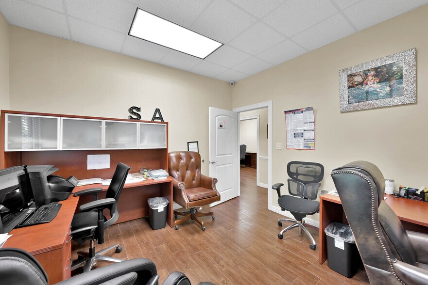 More Photos Of 8505 Technology Forest Pl, The Woodlands Office For Lease