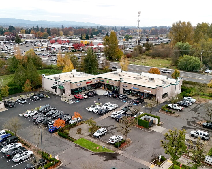 More Photos Of 11 NW 12th Ave, Battle Ground Storefront For Sale