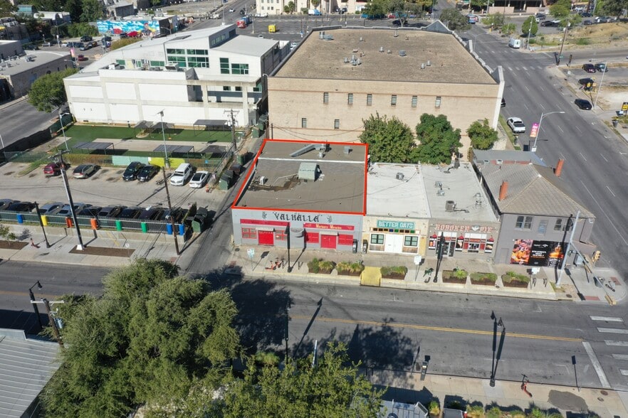 More Photos Of 710 Red River St, Austin Storefront For Lease