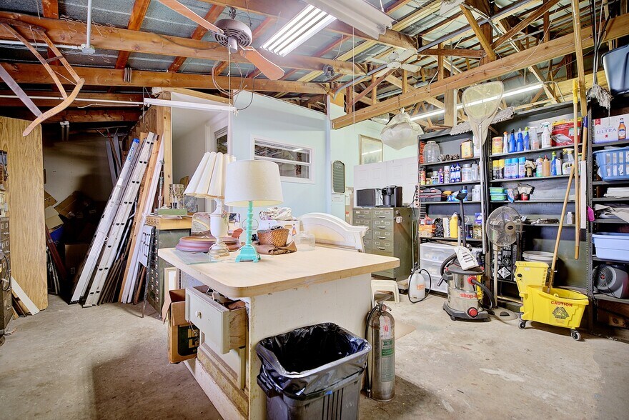 More Photos Of 2815 State Road 17 S, Avon Park Light Distribution For Sale