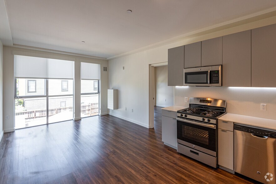 More Photos Of 4801 Shattuck Ave, Oakland Apartments For Sale