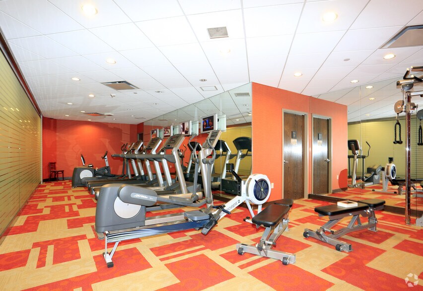 More Photos Of 2 Trap Falls Rd, Shelton Office For Lease