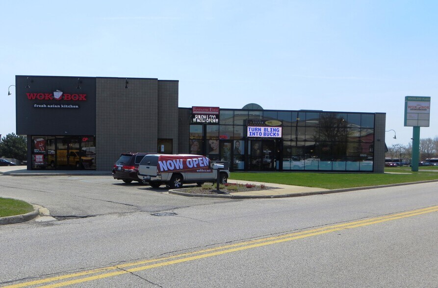 More Photos Of 3327 28th St SE, Grand Rapids Freestanding For Lease