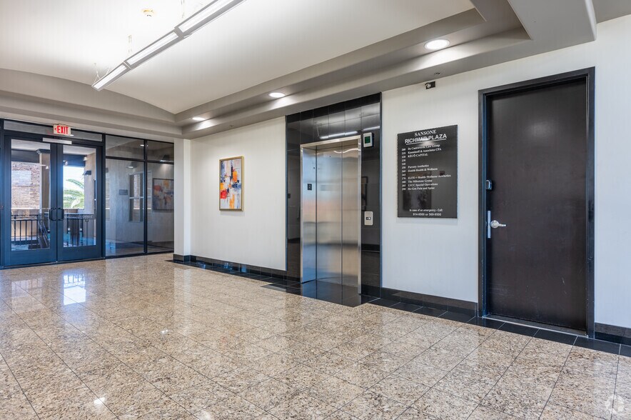 More Photos Of 9555 S Eastern Ave, Las Vegas General Retail For Lease