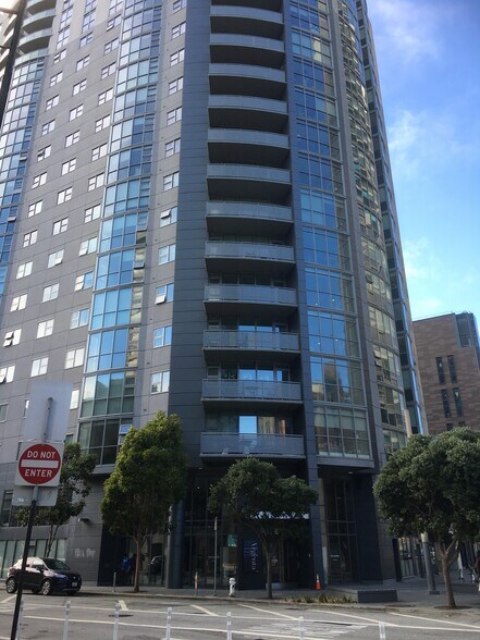 More Photos Of 1 Polk St, San Francisco Apartments For Lease