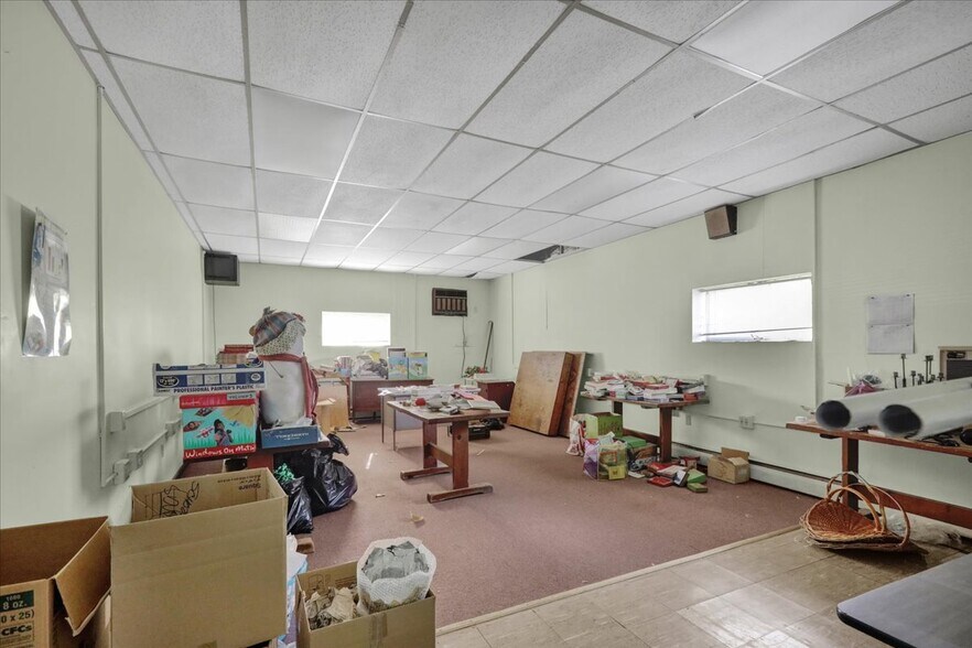 More Photos Of 301 Heffner St, Minersville Specialty For Sale