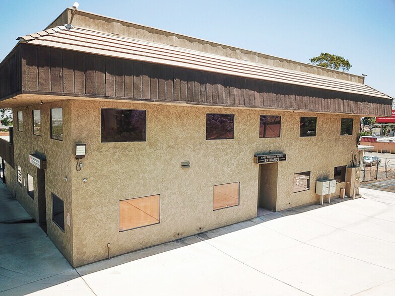 More Photos Of 1344 W 6th St, Corona Office For Sale